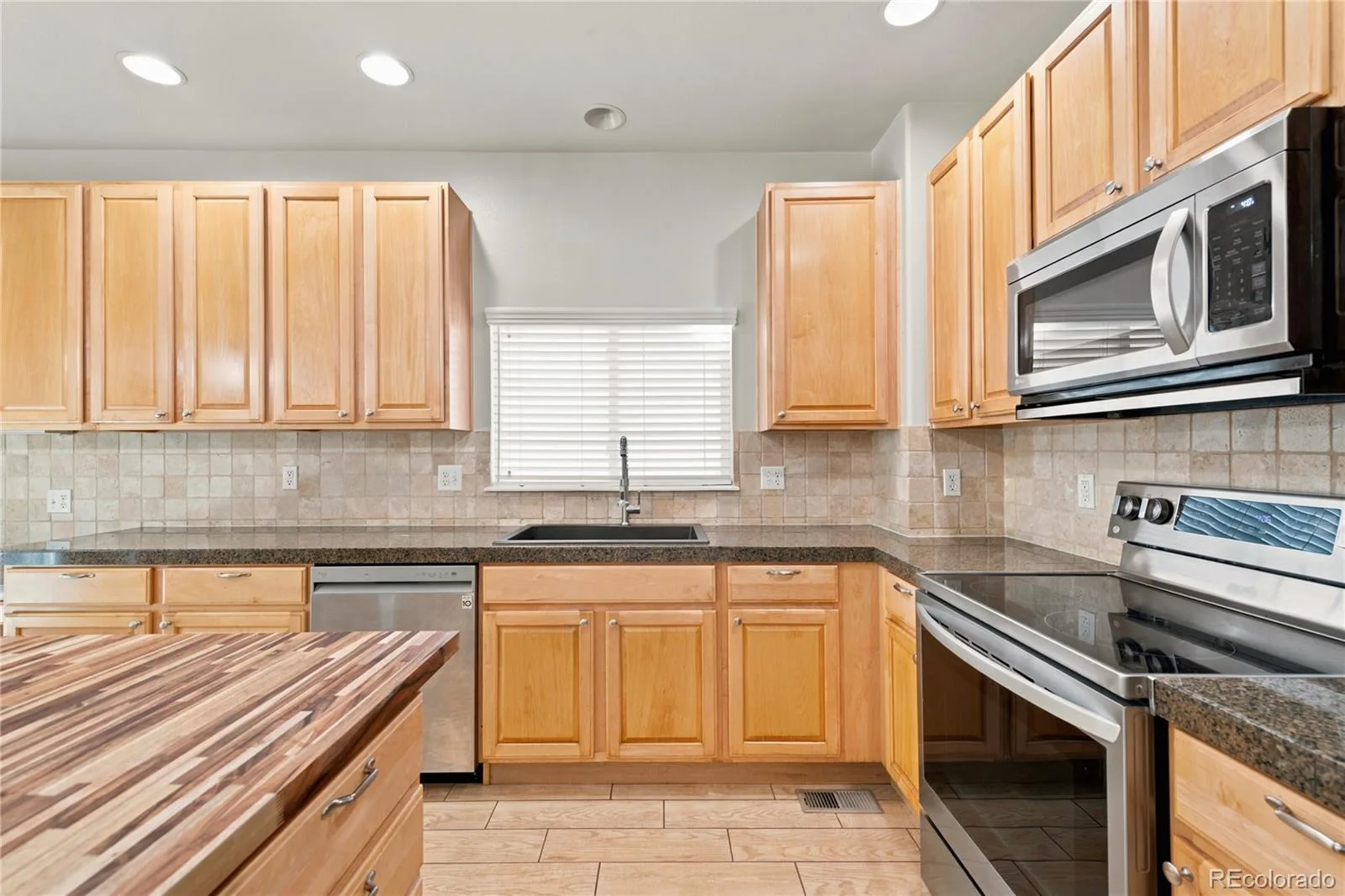 5930 Stagecoach Avenue Firestone CO 80504 | MLS #REC3752655 07252026165438 1600 18