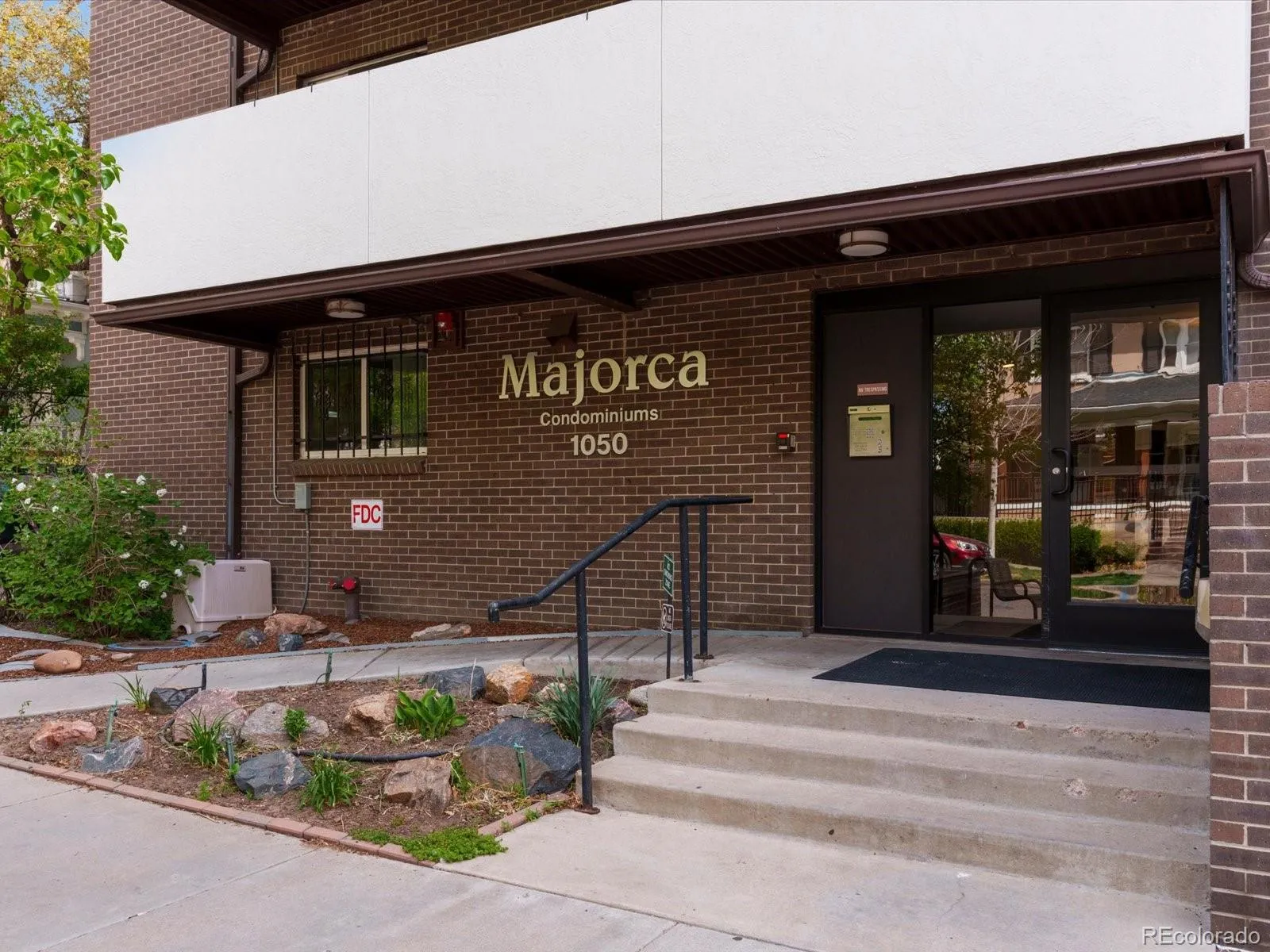 1050 N Lafayette Street #105 Denver CO 80218 MLS #REC3752841 04302026001813 1600 16