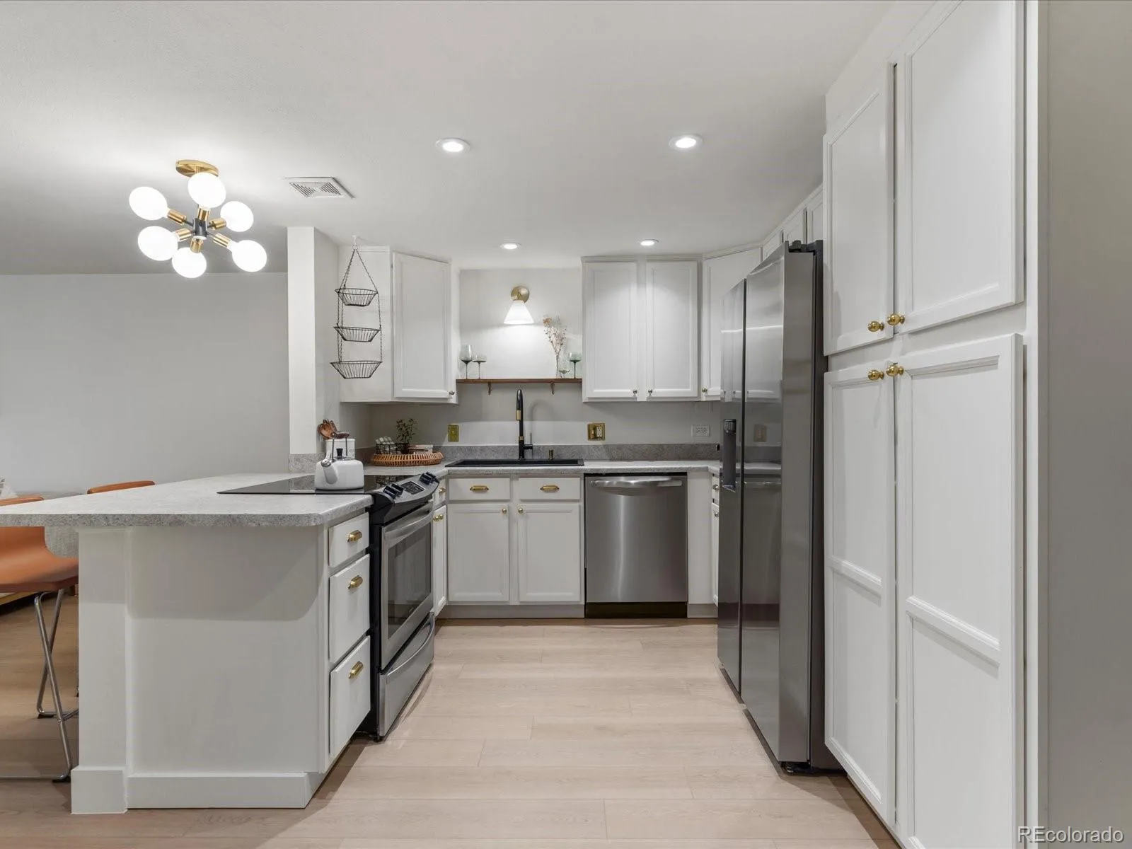 1050 N Lafayette Street #105 Denver CO 80218 MLS #REC3752841 04302026001813 1600 4
