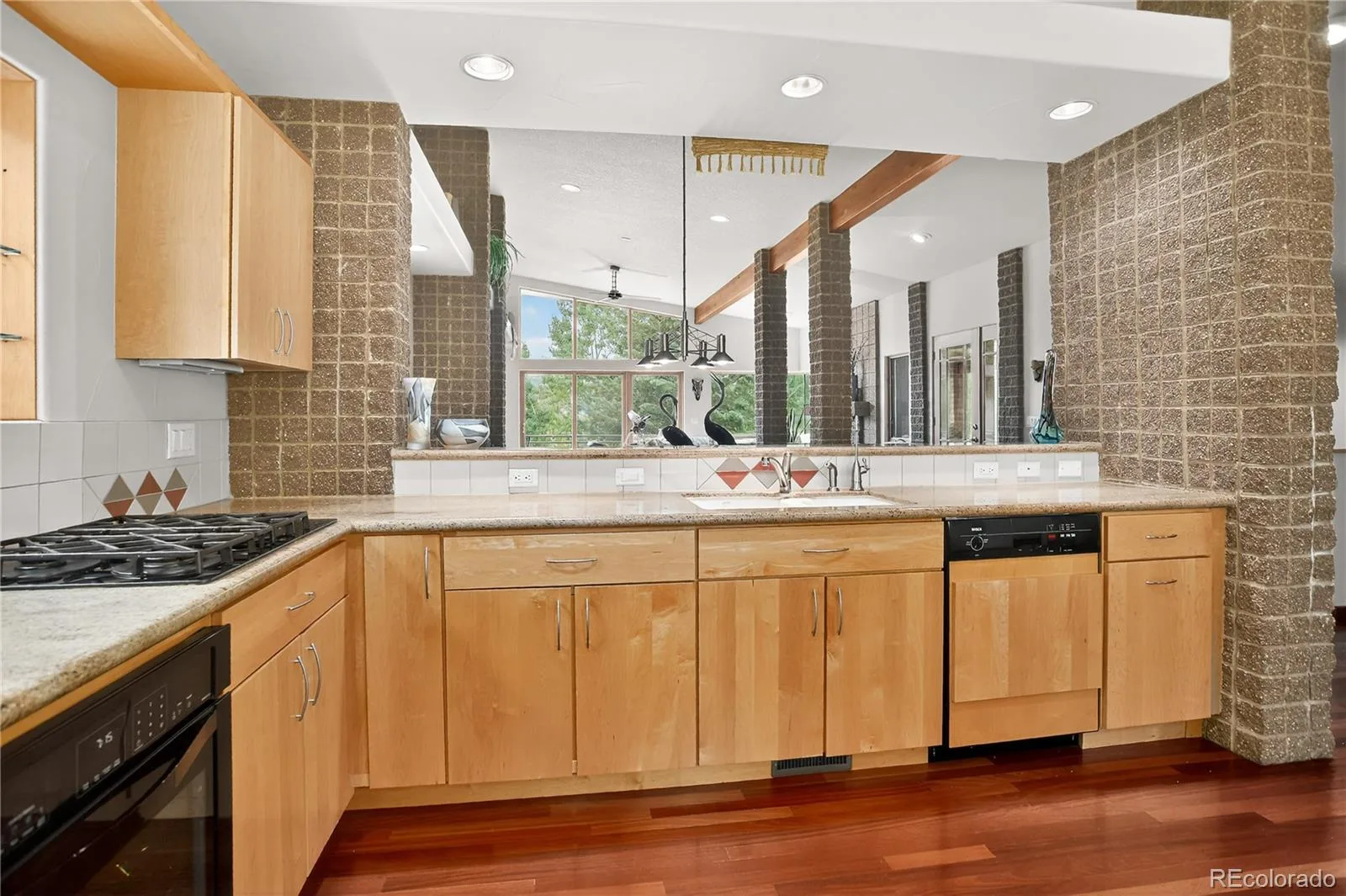 660 Golden Gate Drive Golden CO 80403 | MLS #REC3754393 08102026213953 1600 24