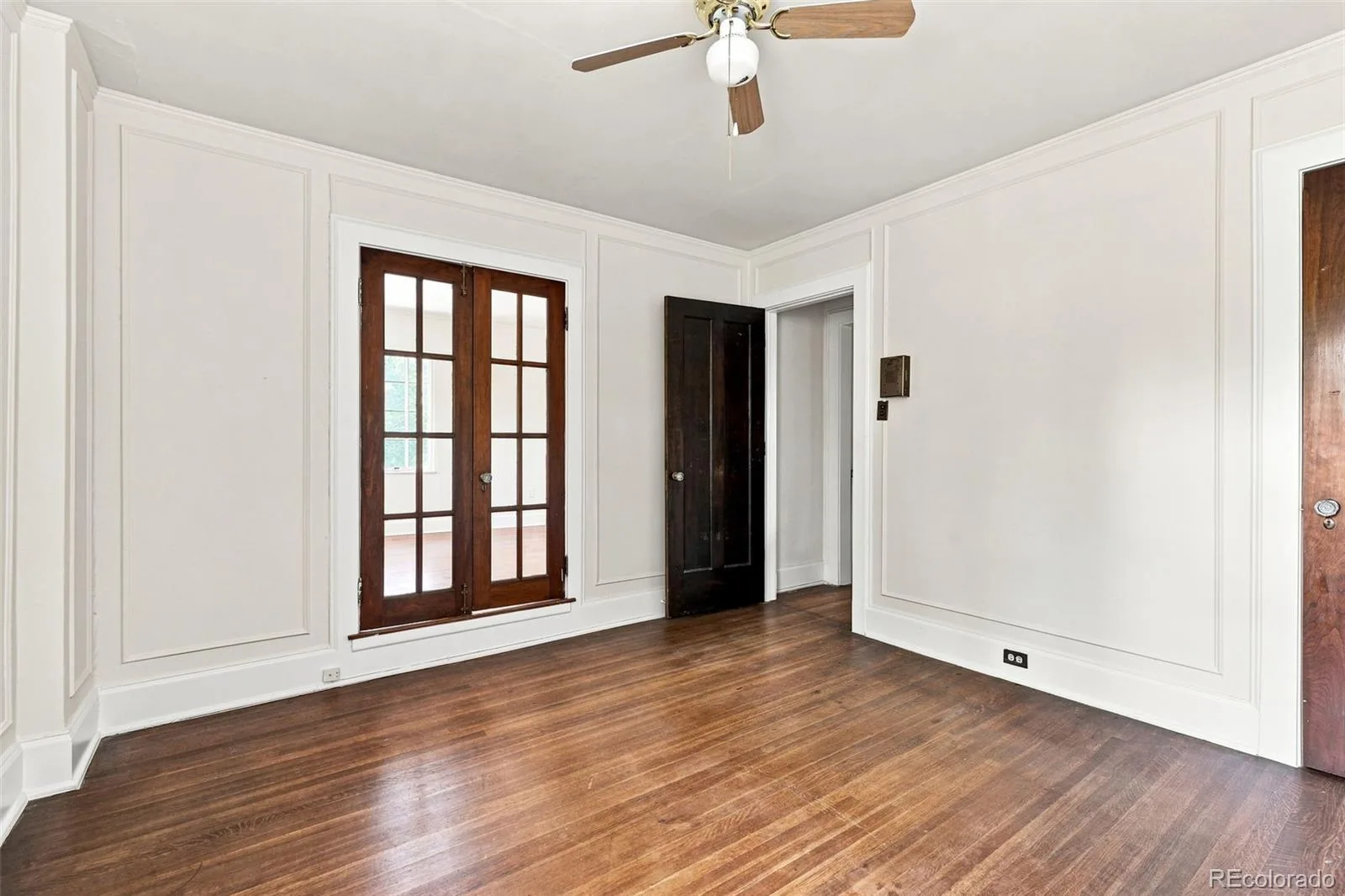 2398 Colorado Boulevard Denver CO 80207 | MLS #REC3754662 08202026172414 1600 31