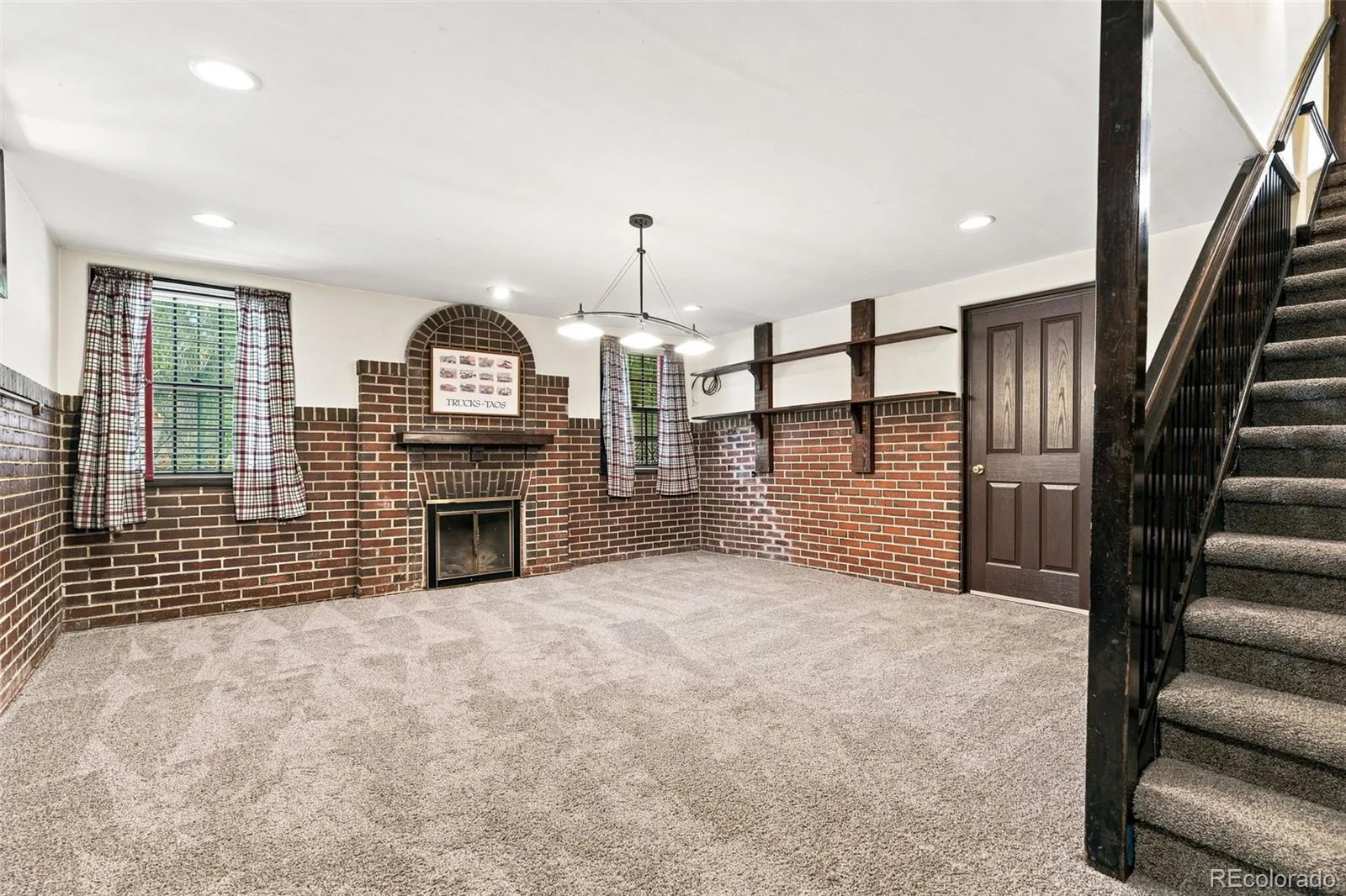 2398 Colorado Boulevard Denver CO 80207 | MLS #REC3754662 08202026172414 1600 34