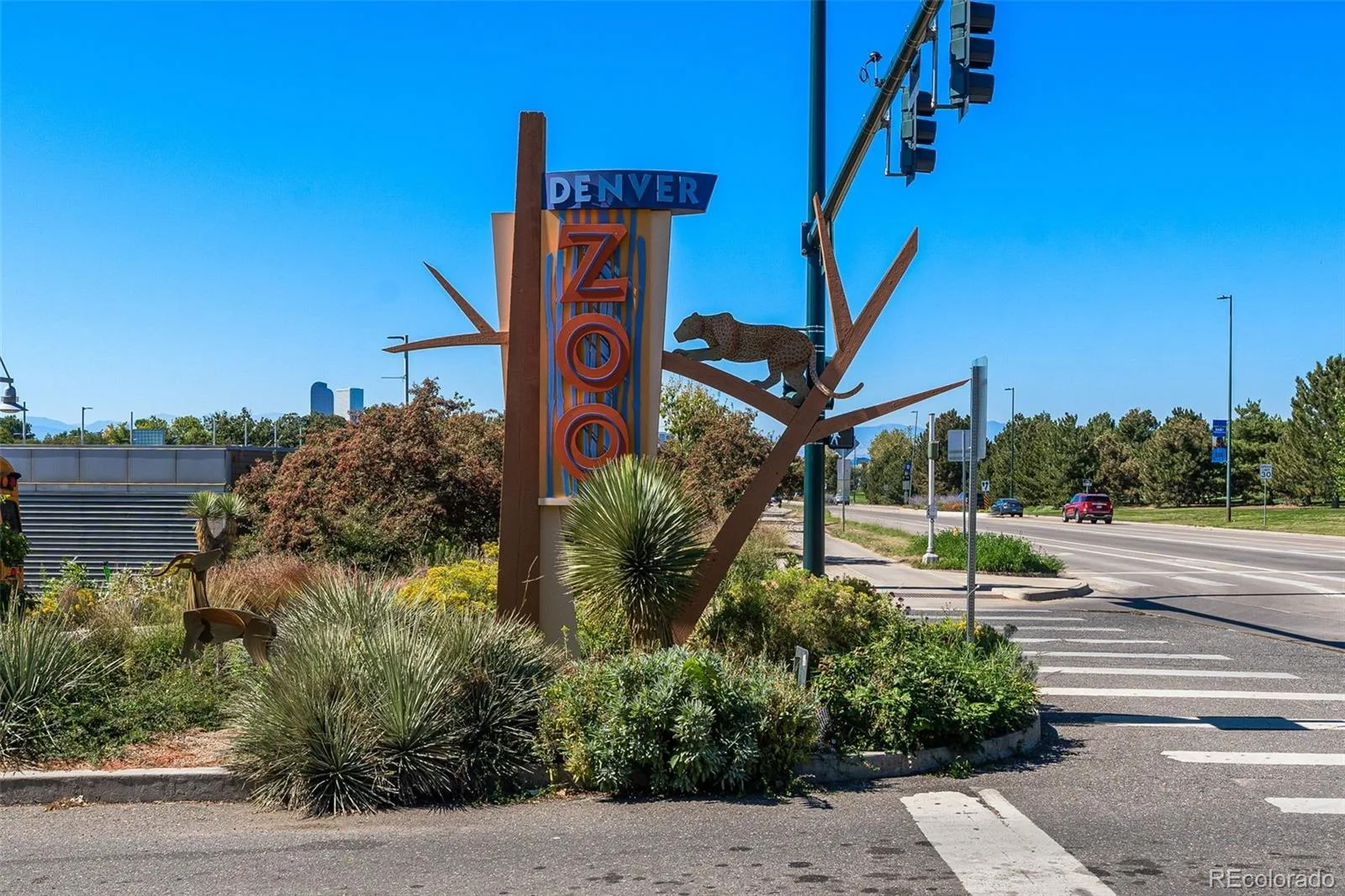 2398 Colorado Boulevard Denver CO 80207 | MLS #REC3754662 08202026172414 1600 41