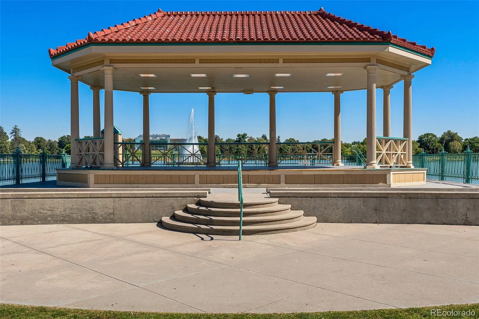 2398 Colorado Boulevard Denver CO 80207 | MLS #REC3754662 08202026172414 1600 42