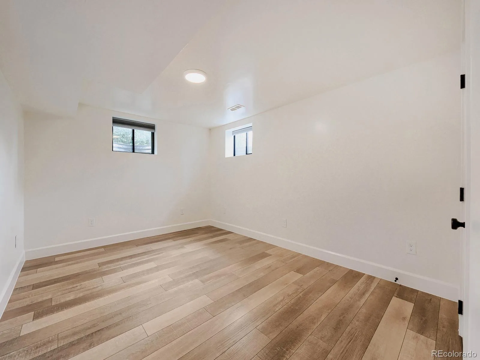 5654 S Datura Street Littleton CO 80120 MLS #REC3756385 07152026073316 1600 18