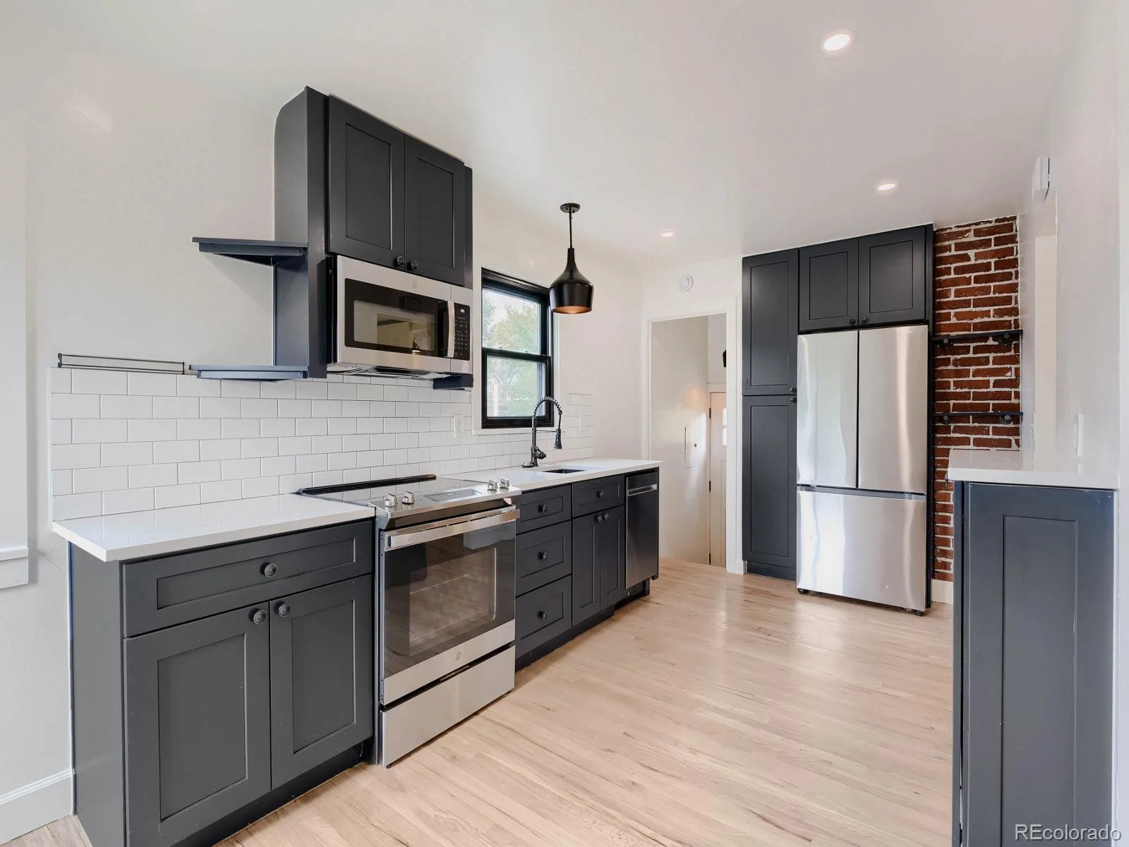 5654 S Datura Street Littleton CO 80120 MLS #REC3756385 07152026073316 1600 7