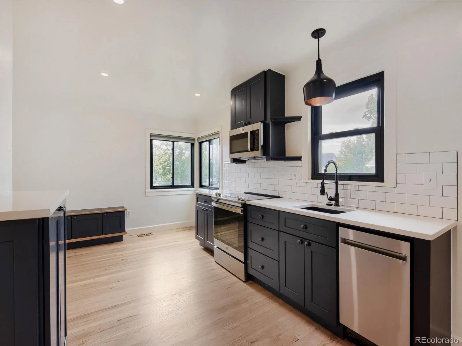 5654 S Datura Street Littleton CO 80120 MLS #REC3756385 07152026073316 1600 9