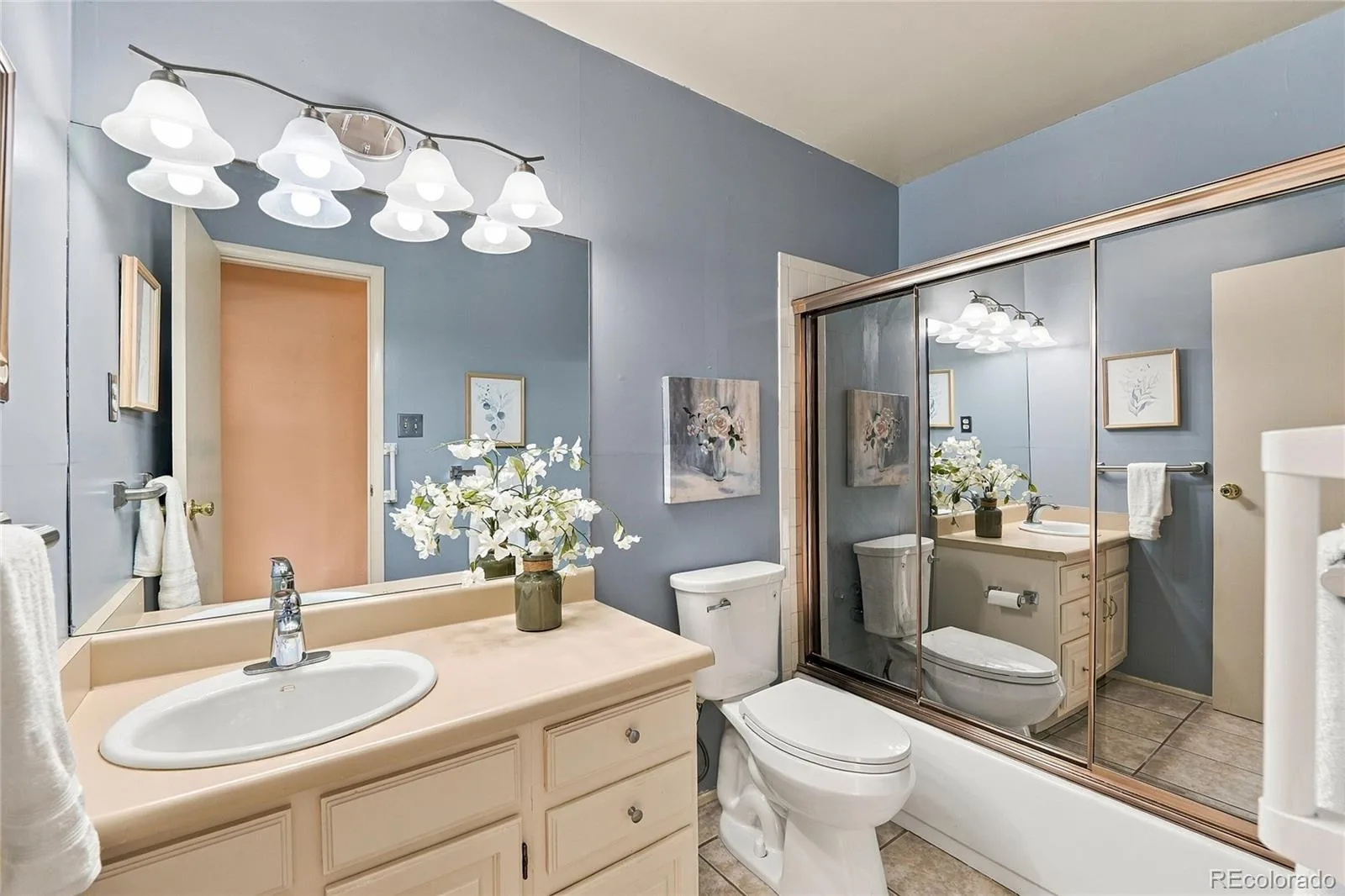 6988 S Madison Way Centennial CO 80122 | MLS #REC3758540 09232026072138 1600 20
