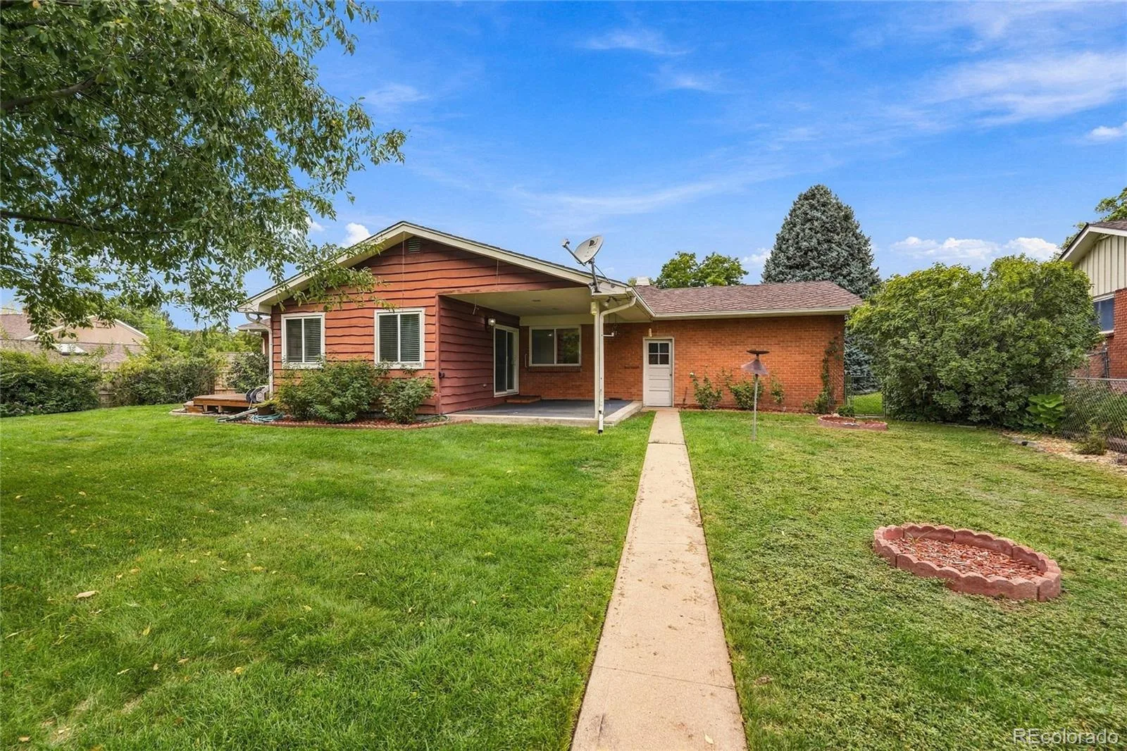 6988 S Madison Way Centennial CO 80122 | MLS #REC3758540 09232026072138 1600 27