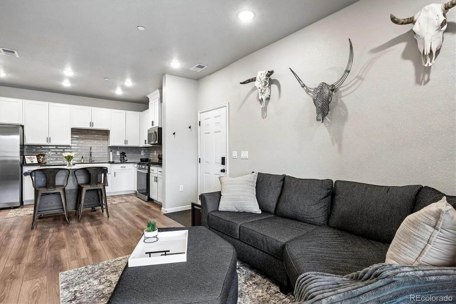 9962 W Victoria Place #301 Littleton CO 80127 MLS #REC3760110 05262026213047 1600 11