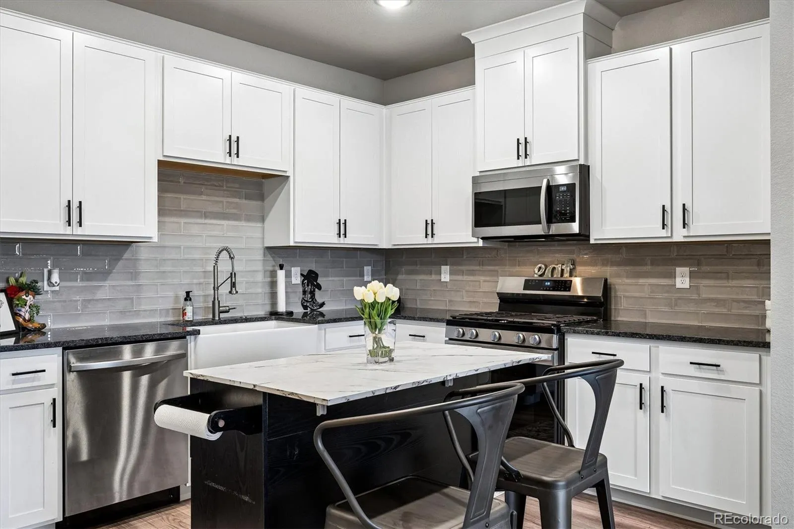 9962 W Victoria Place #301 Littleton CO 80127 MLS #REC3760110 05262026213047 1600 4