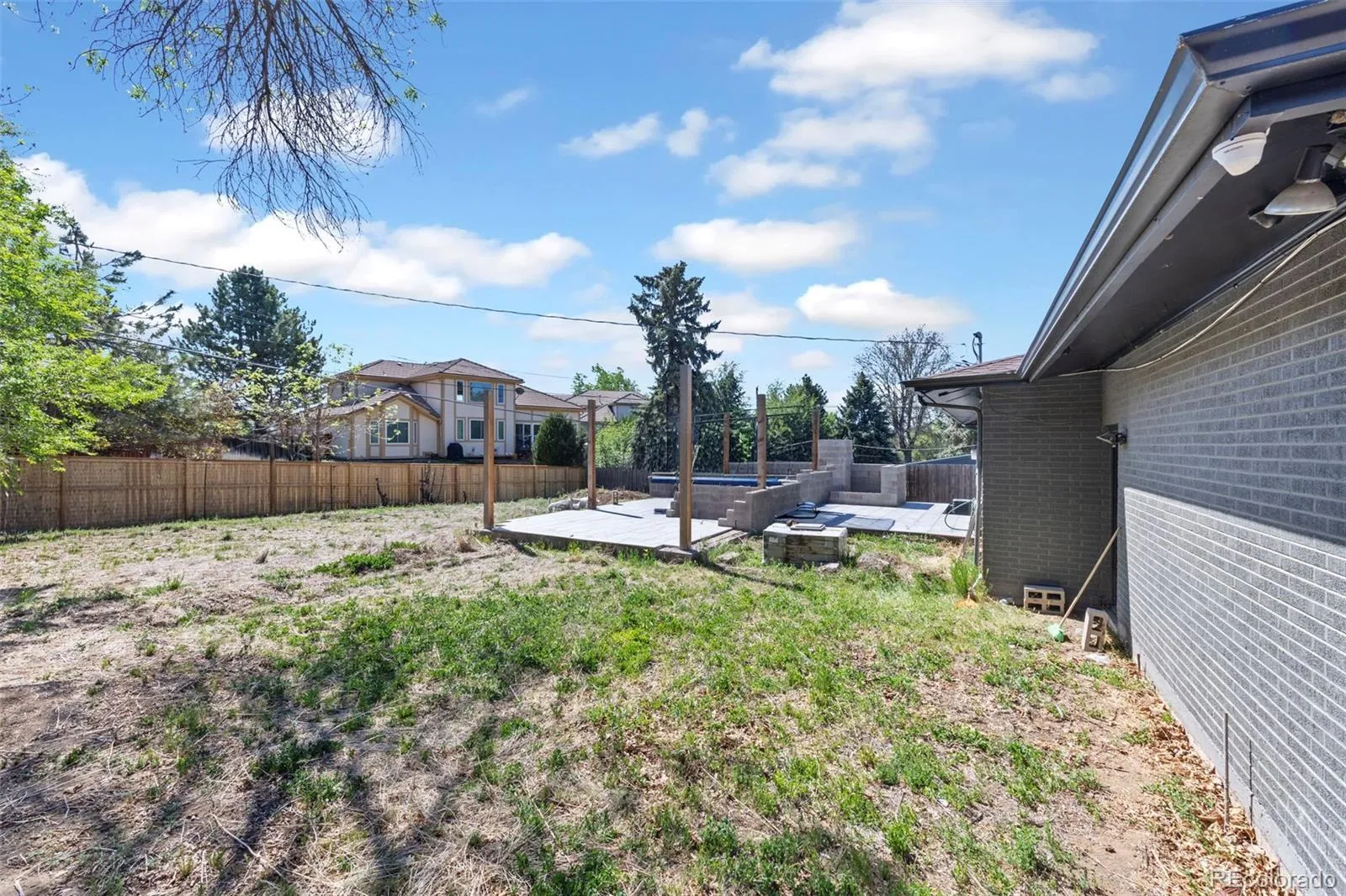3290 S Lowell Boulevard Denver CO 80236 MLS #REC3763560 05142026005013 1600 24