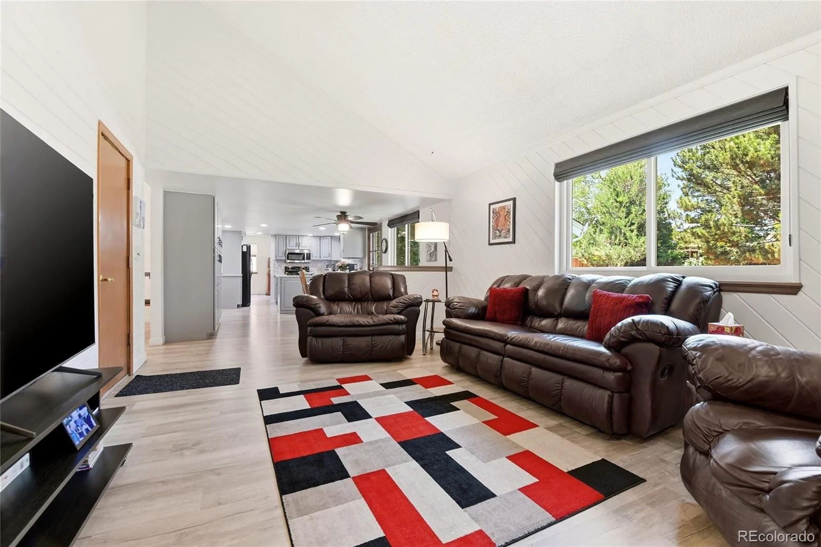 11039 E Colorado Drive Aurora CO 80012 MLS #REC3764287 06092026154841 1600 17