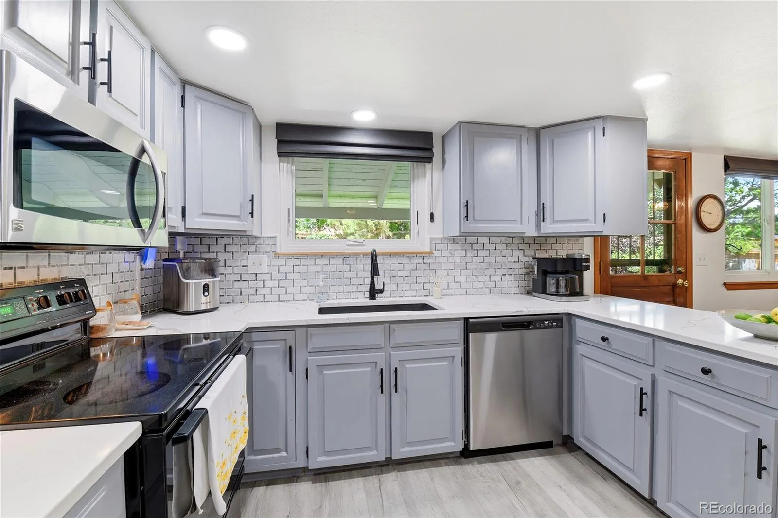 11039 E Colorado Drive Aurora CO 80012 MLS #REC3764287 06092026154841 1600 2