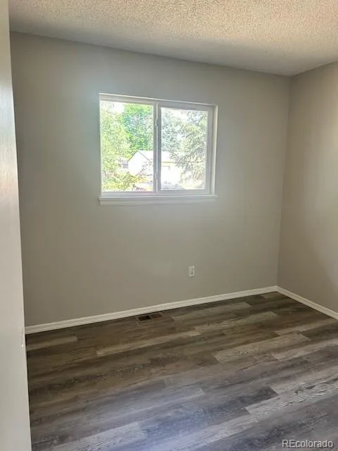 1017 S Moline Aurora CO 80012 | MLS #REC3767756 08062026185354 480 6
