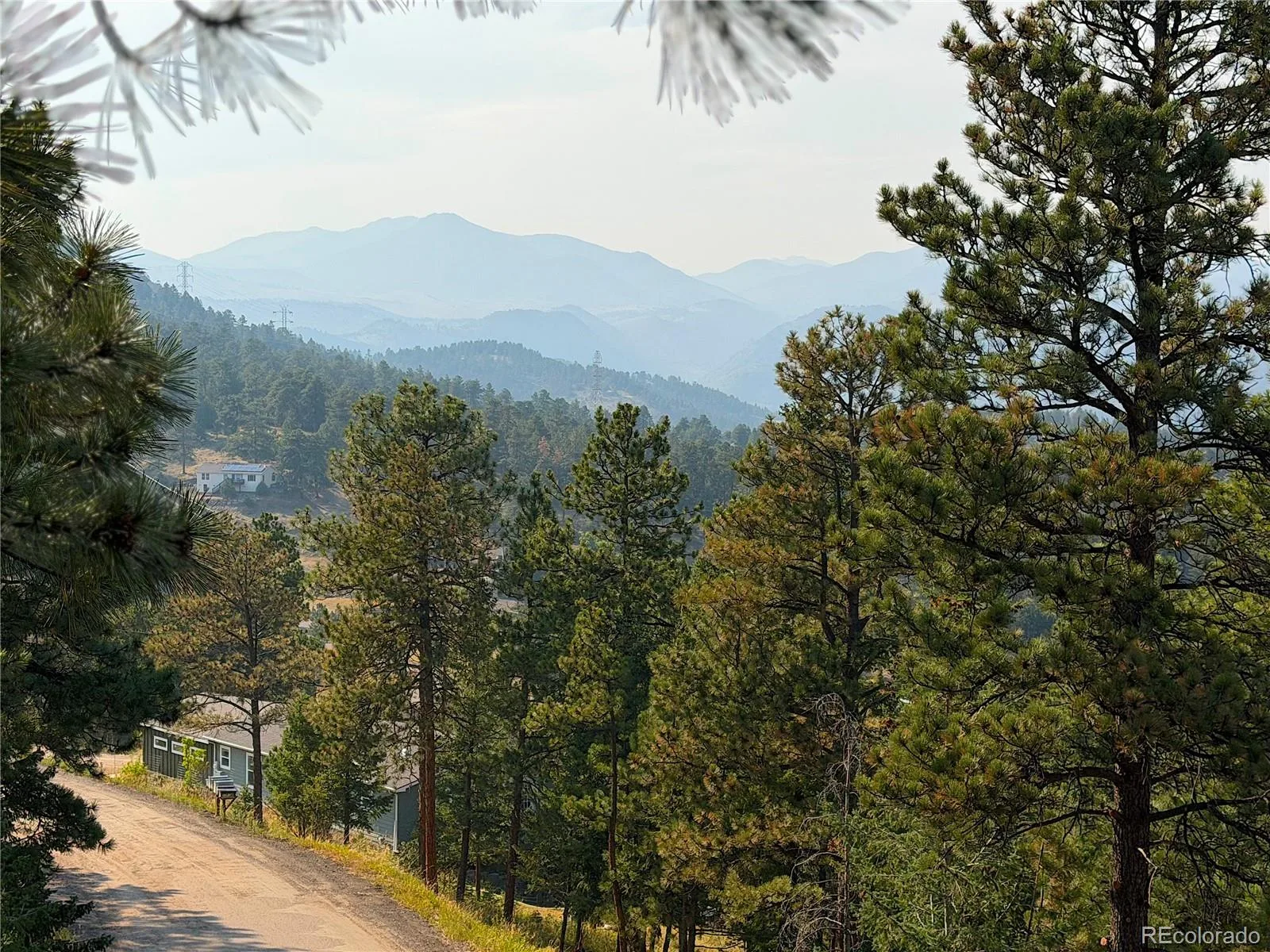25 Pine Road Golden CO 80401 | MLS #REC3770592 08062026233958 1600 24