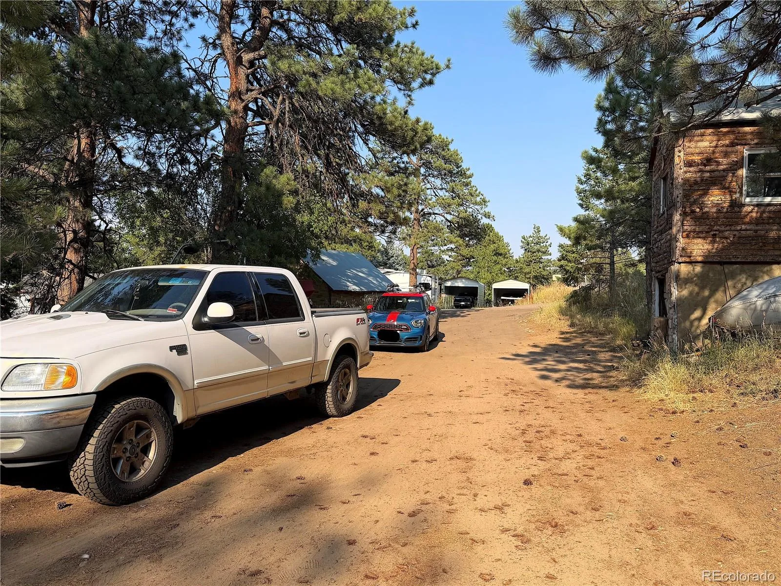 25 Pine Road Golden CO 80401 | MLS #REC3770592 08062026233958 1600 27