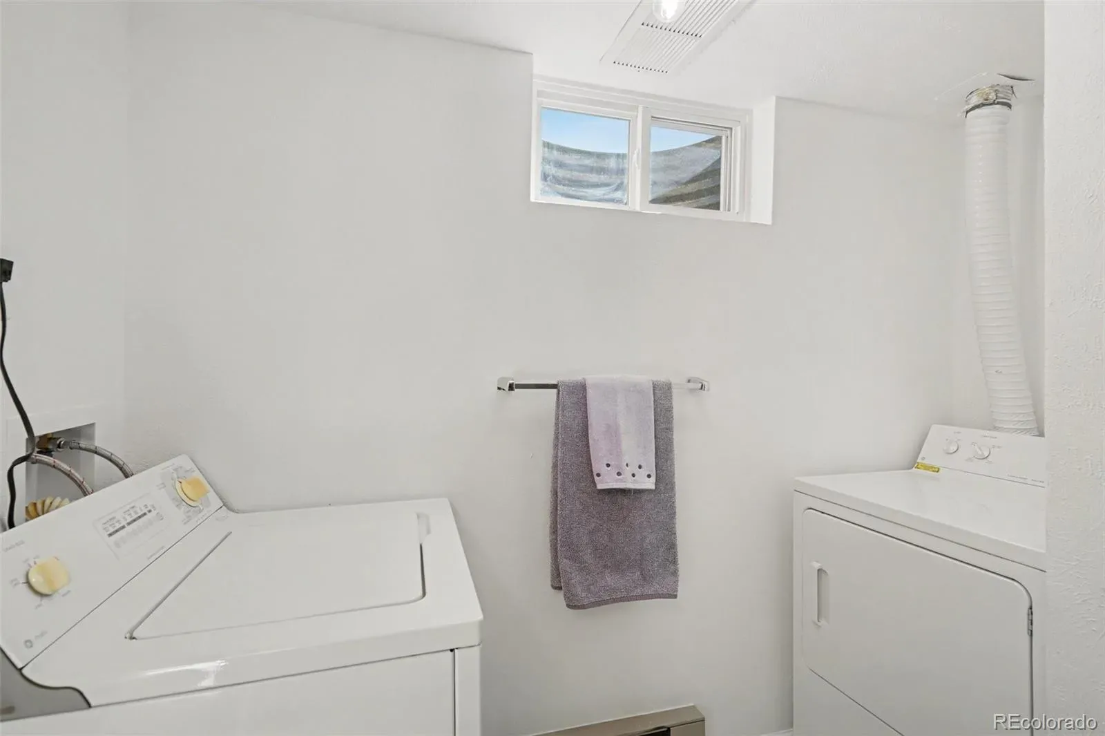1354 S Zeno Street Aurora CO 80017 MLS #REC3771547 03212026210214 1600 21