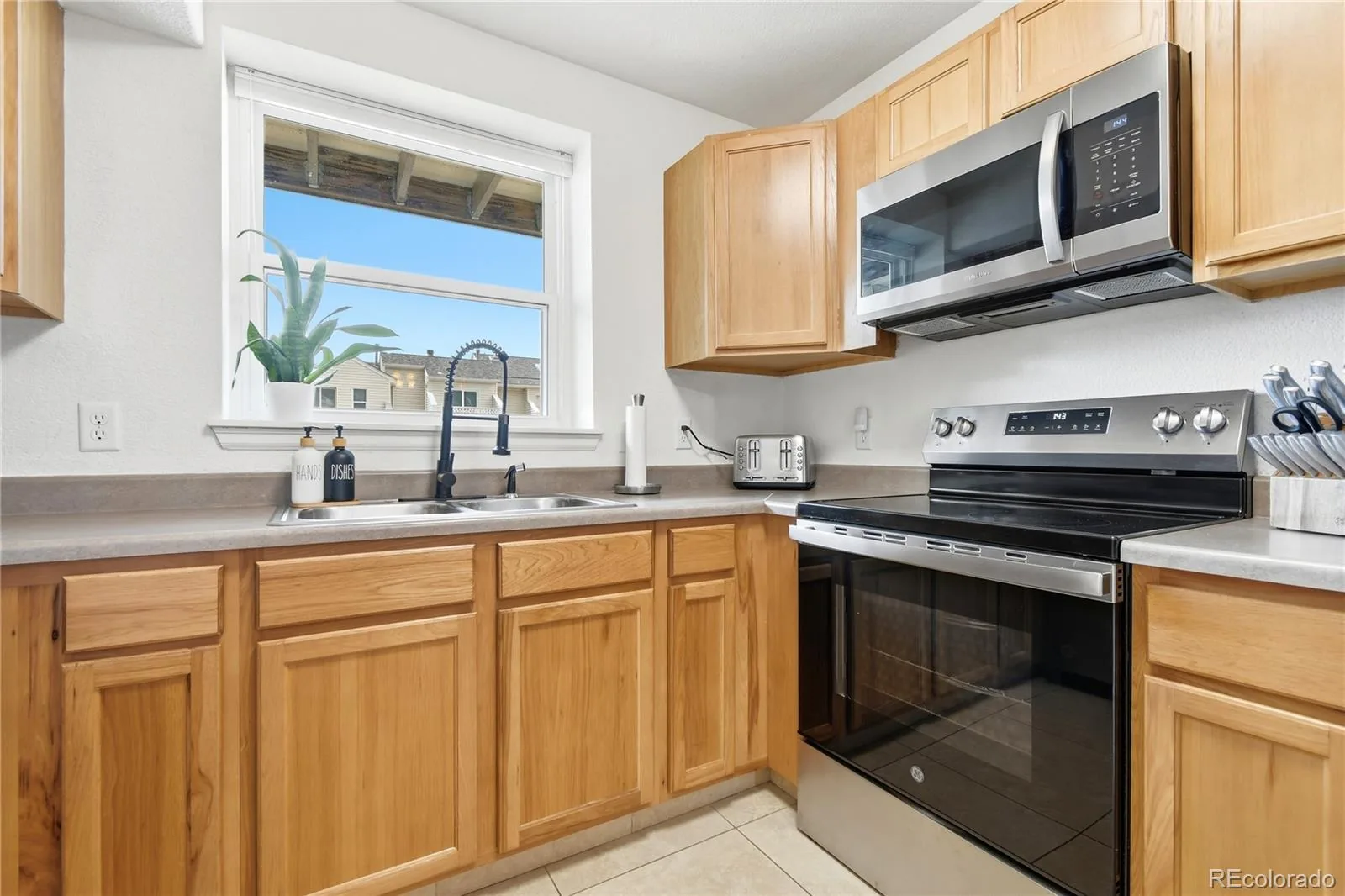 17285 E Ford Drive Aurora CO 80017 | MLS #REC3771593 08162026054535 1600 1