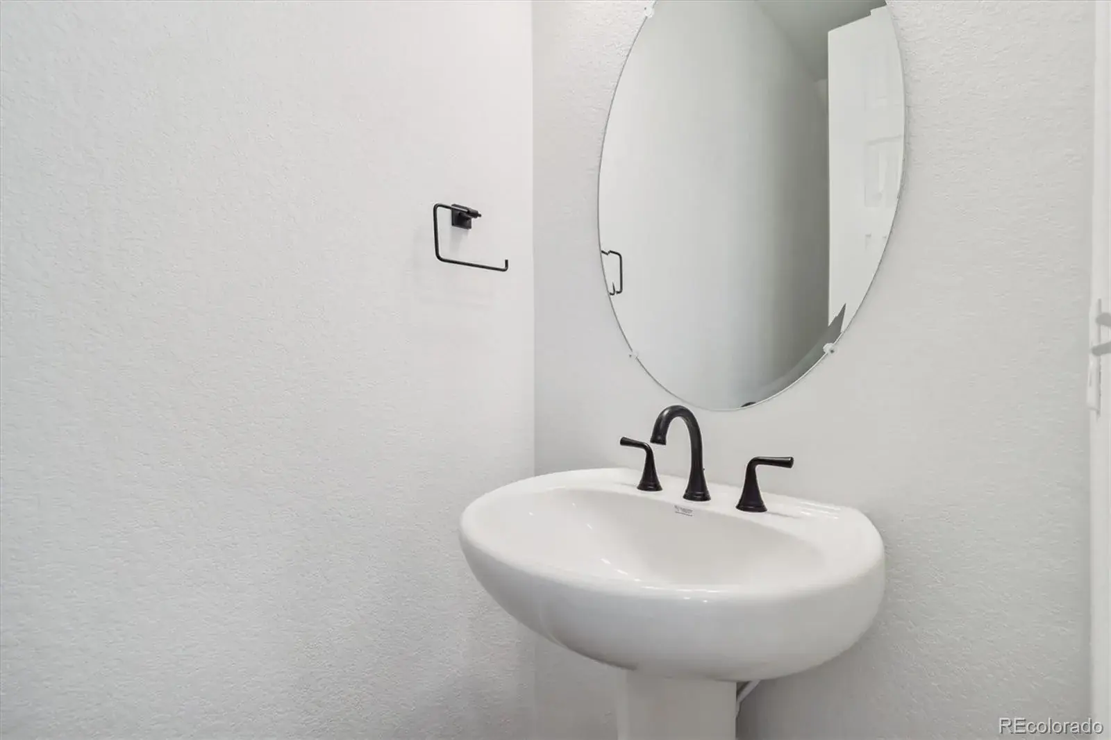 09052025121509 1600 12