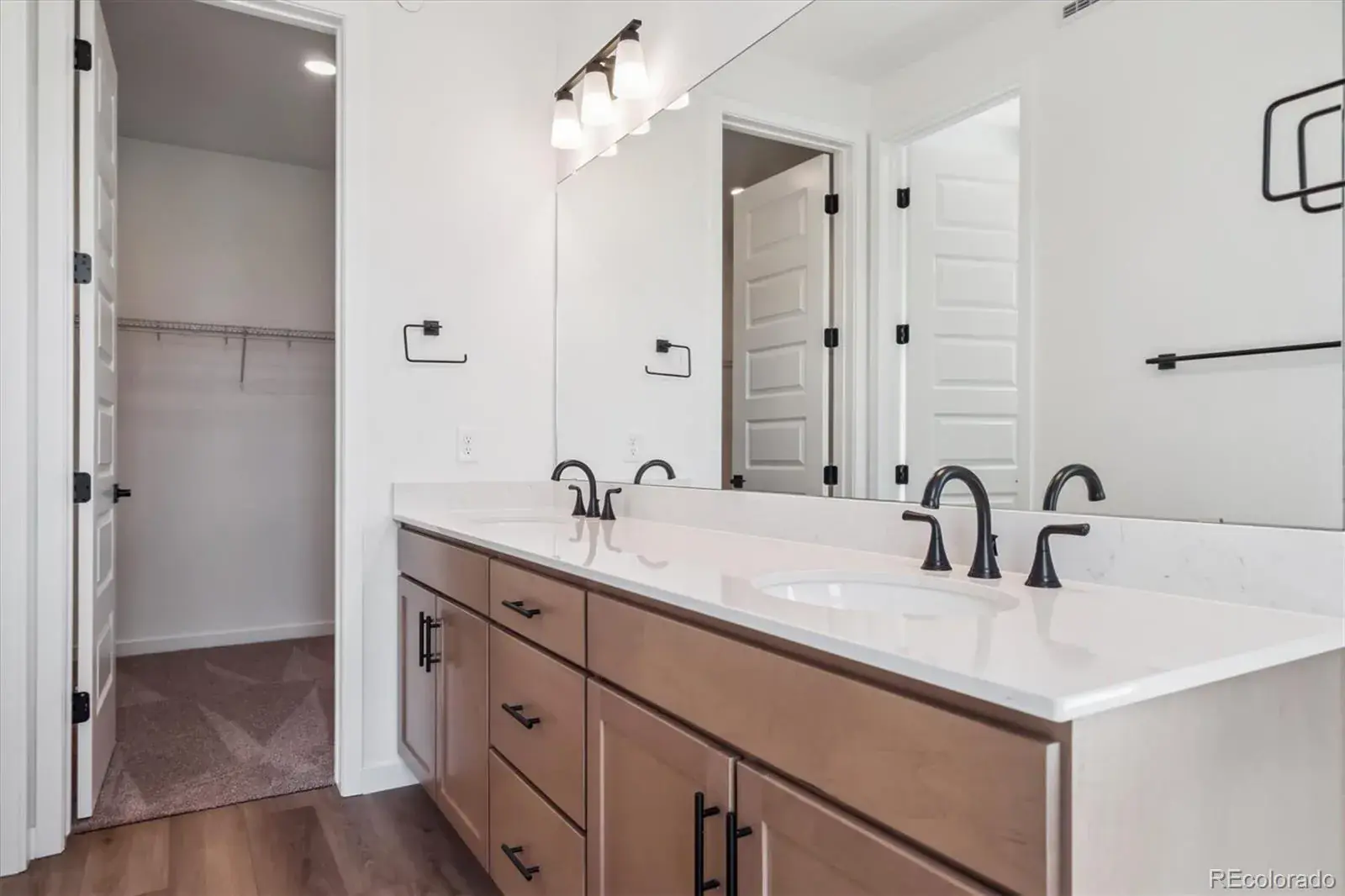 09052025121509 1600 16