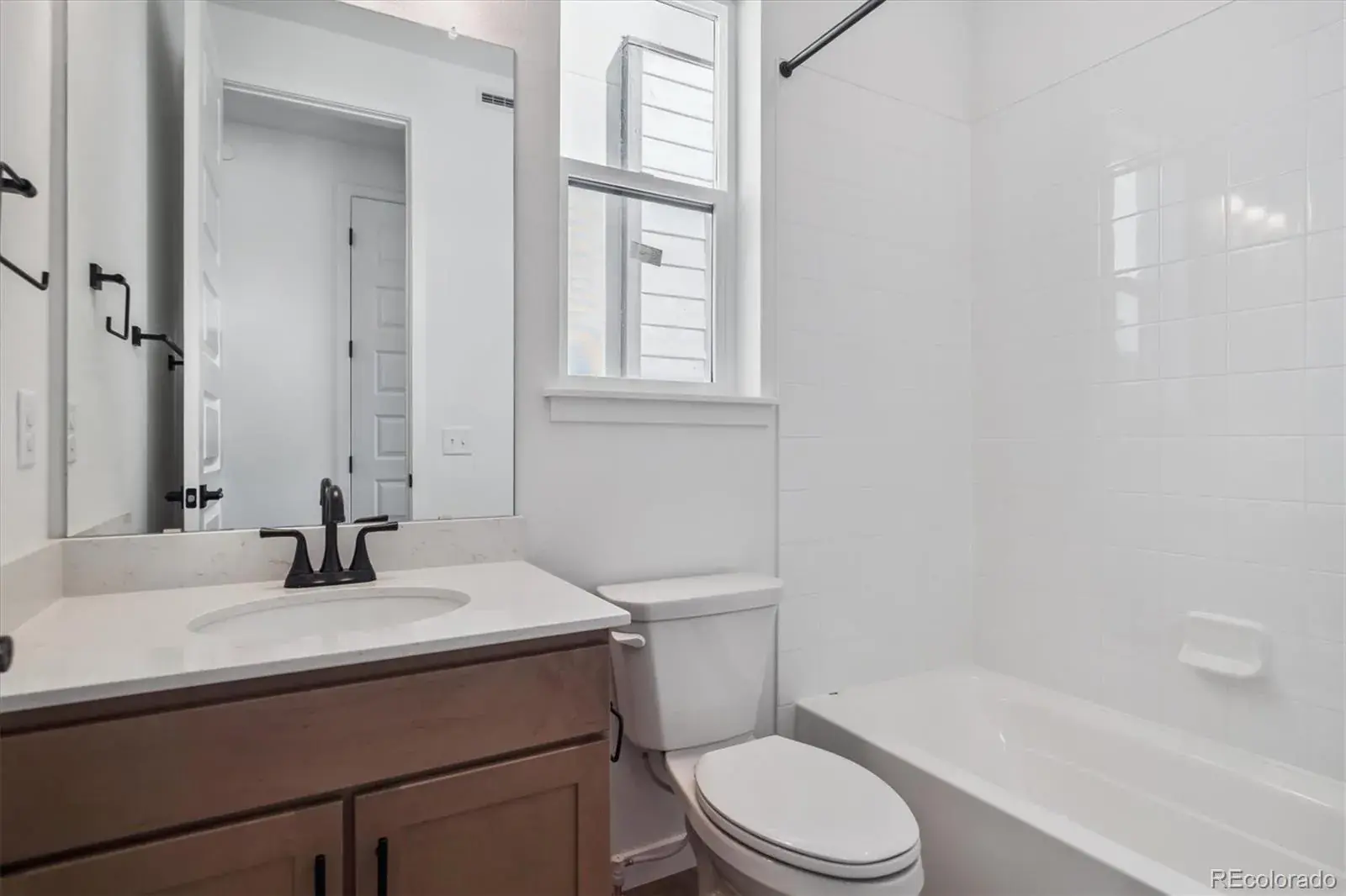 09052025121509 1600 20