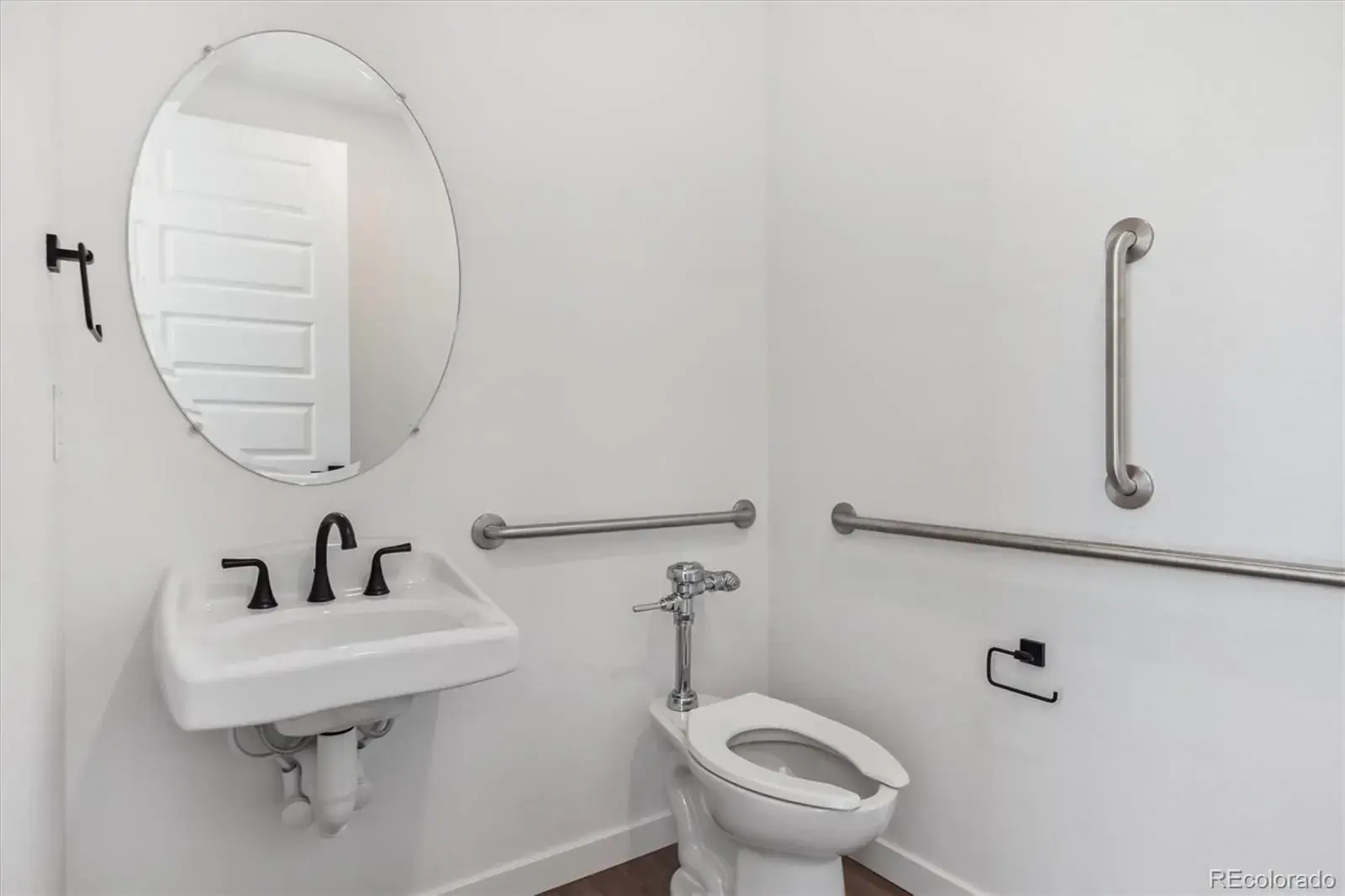 09052025121509 1600 6