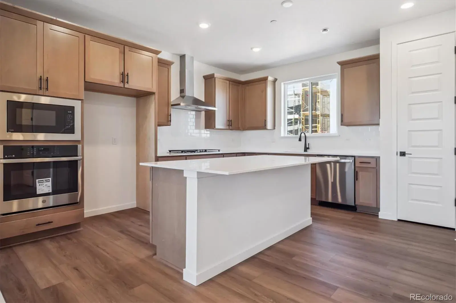 09052025121509 1600 8