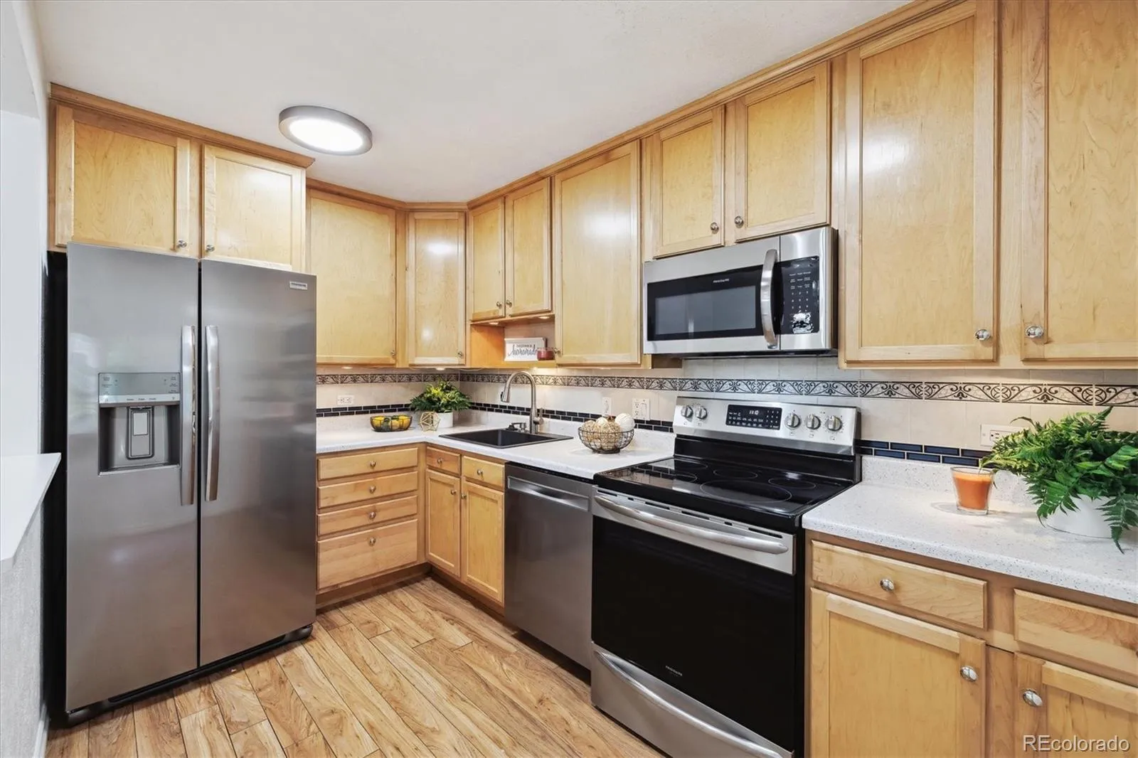 660 S Alton Way #3B Denver CO 80247 MLS #REC3777481 04282026005014 1600 1