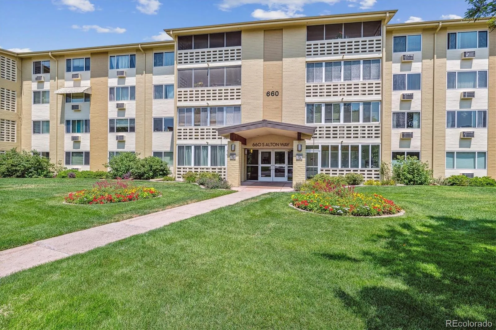 660 S Alton Way #3B Denver CO 80247 MLS #REC3777481 04282026005014 1600 20