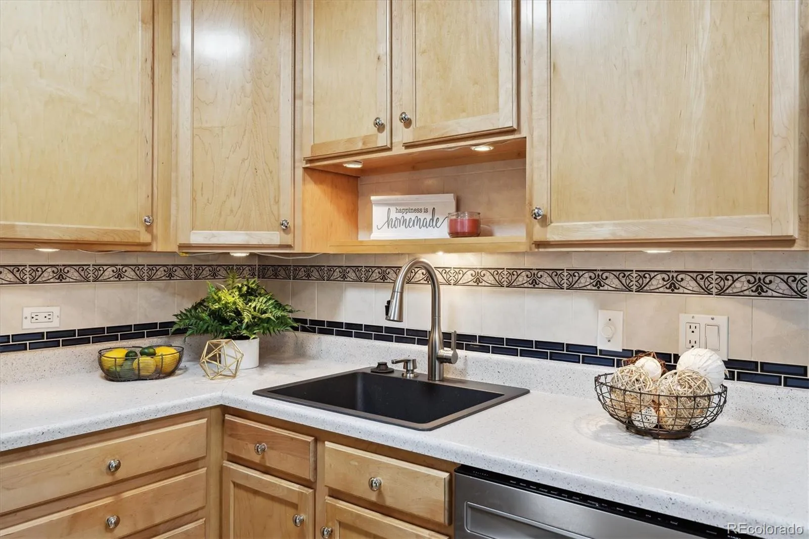 660 S Alton Way #3B Denver CO 80247 MLS #REC3777481 04282026005014 1600 6