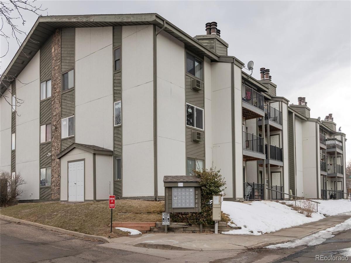 2280 S Oswego Way #305 Aurora CO 80014 | MLS #REC3780157 MLS #REC3780157 image #0
