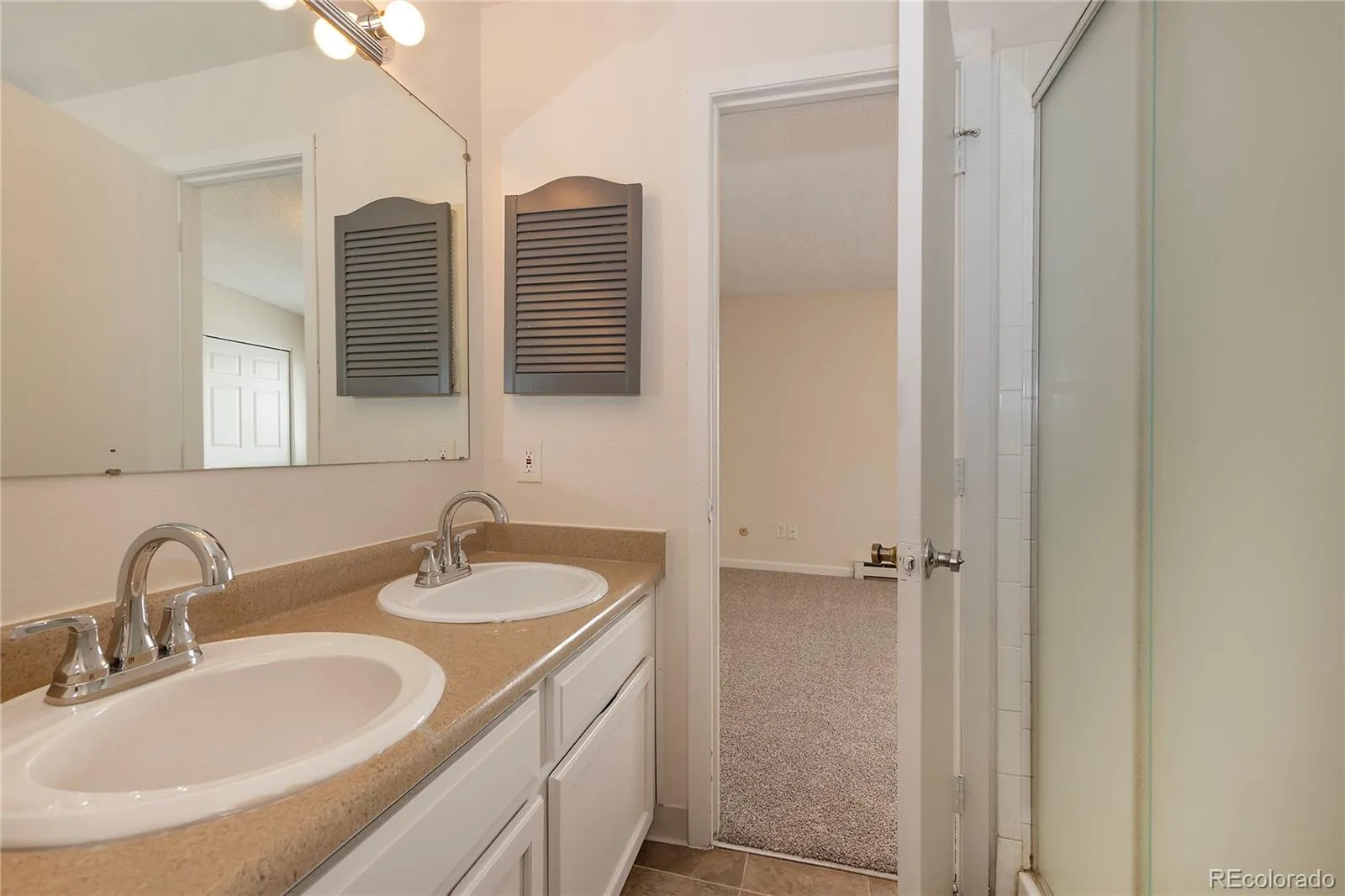 2280 S Oswego Way #305 Aurora CO 80014 | MLS #REC3780157 05132026205421 1600 18