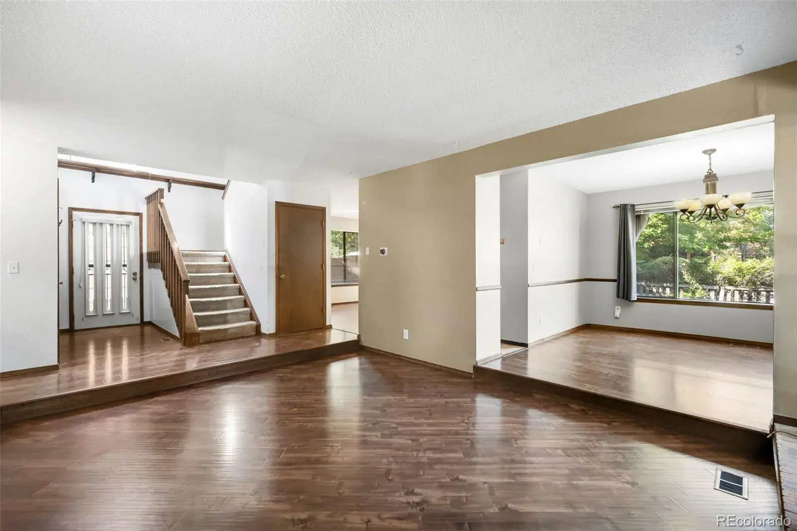 12242025230221 1600 4