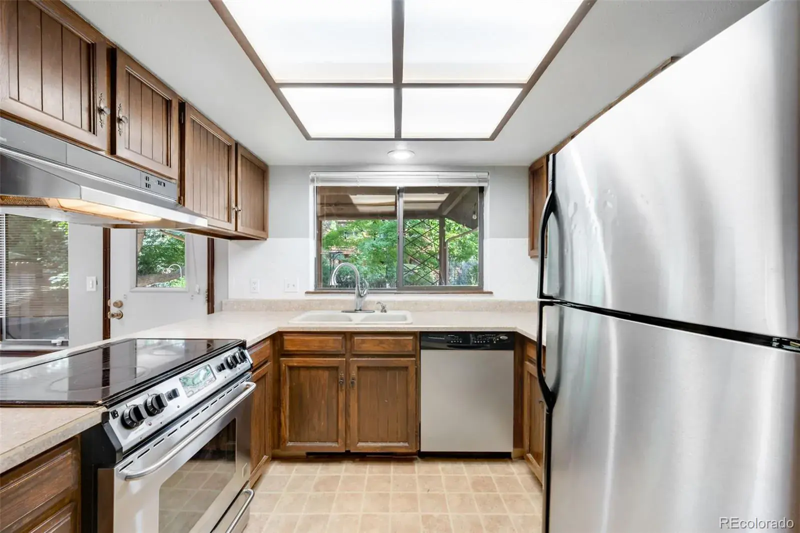 12242025230221 1600 6