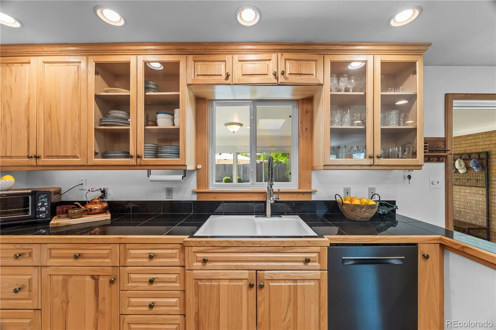 24 Rangeview Drive Wheat Ridge CO 80215 MLS #REC3780920 05152026031906 1600 13