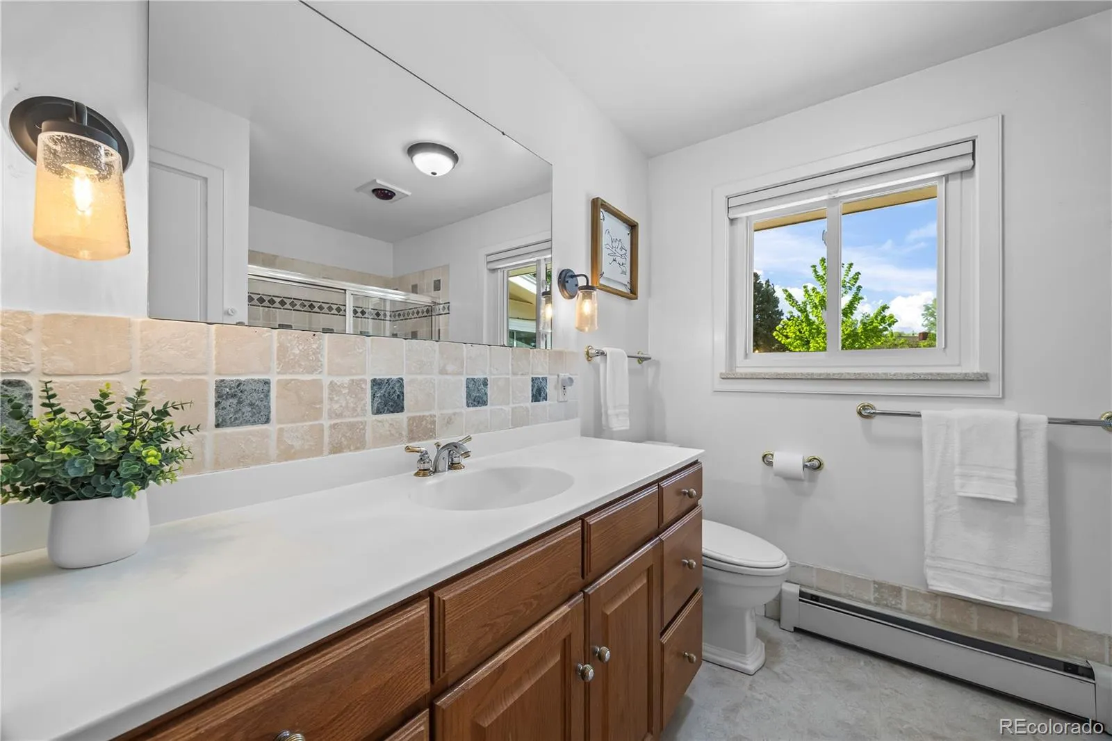 24 Rangeview Drive Wheat Ridge CO 80215 MLS #REC3780920 05152026031906 1600 21