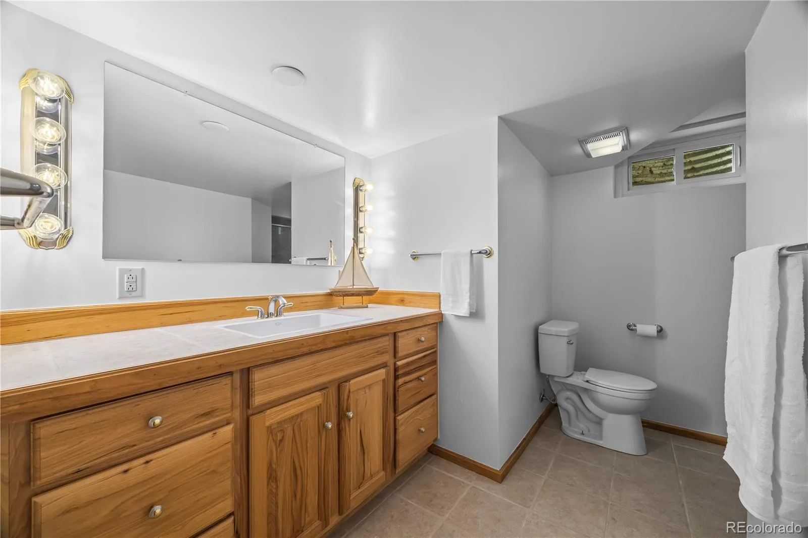 24 Rangeview Drive Wheat Ridge CO 80215 MLS #REC3780920 05152026031906 1600 26