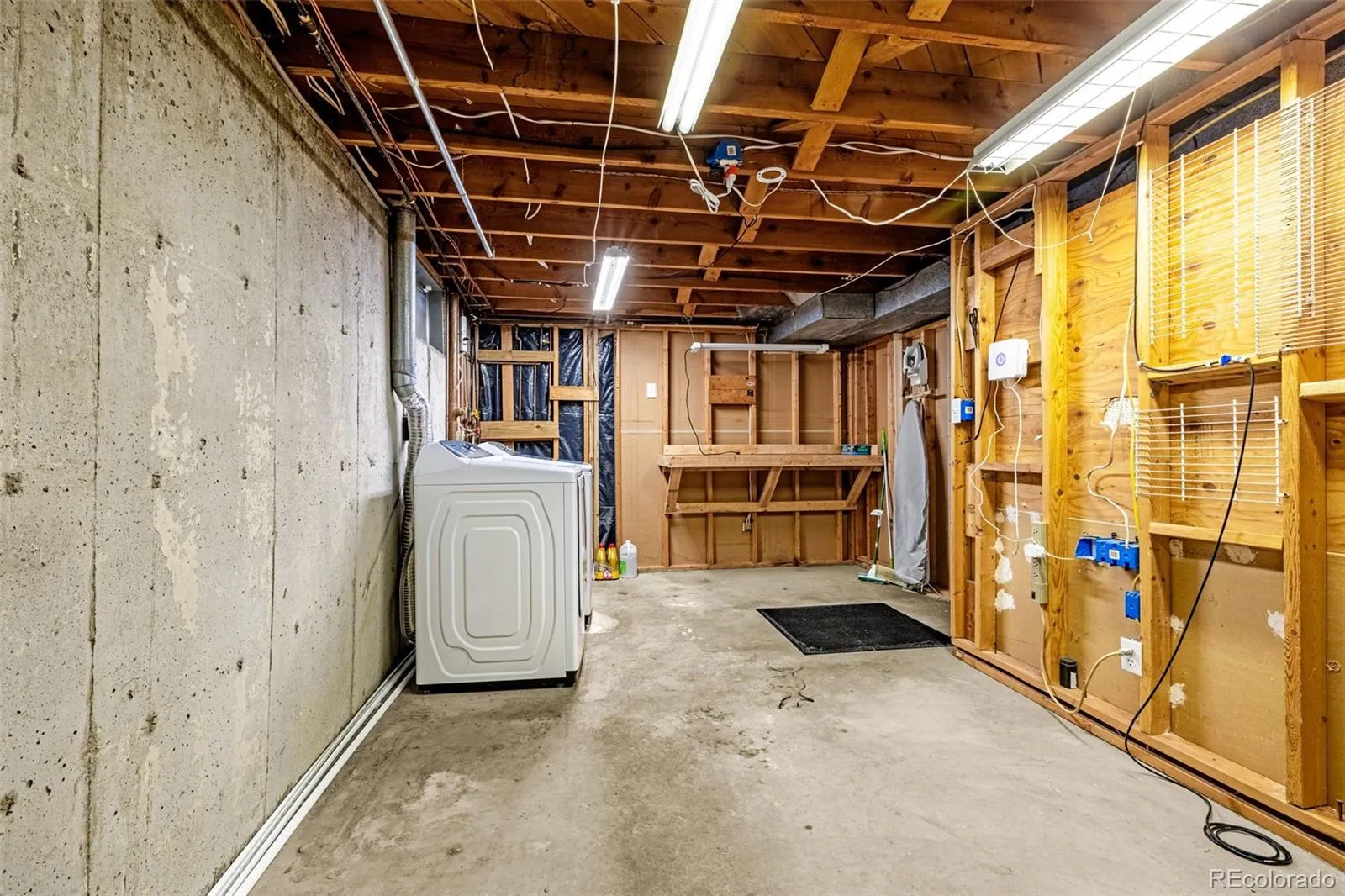 12164 E Ohio Avenue Aurora CO 80012 MLS #REC3785037 05232026093622 1600 19