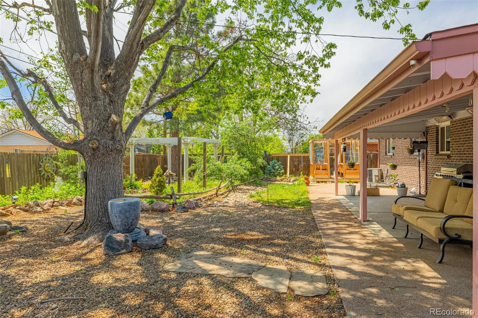 12164 E Ohio Avenue Aurora CO 80012 MLS #REC3785037 05232026093622 1600 24