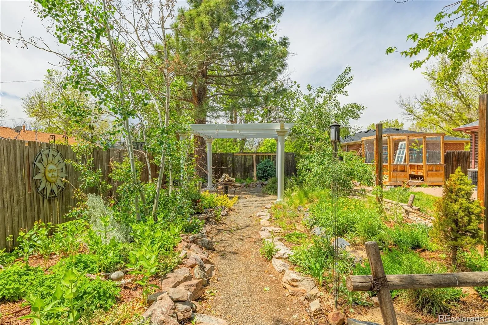 12164 E Ohio Avenue Aurora CO 80012 MLS #REC3785037 05232026093622 1600 27