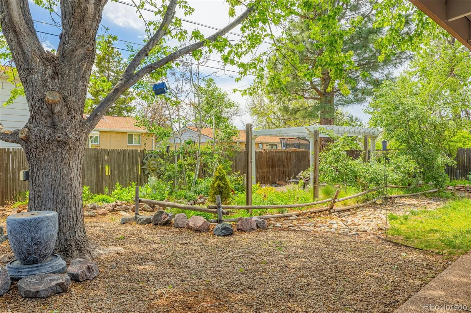 12164 E Ohio Avenue Aurora CO 80012 MLS #REC3785037 05232026093622 1600 32
