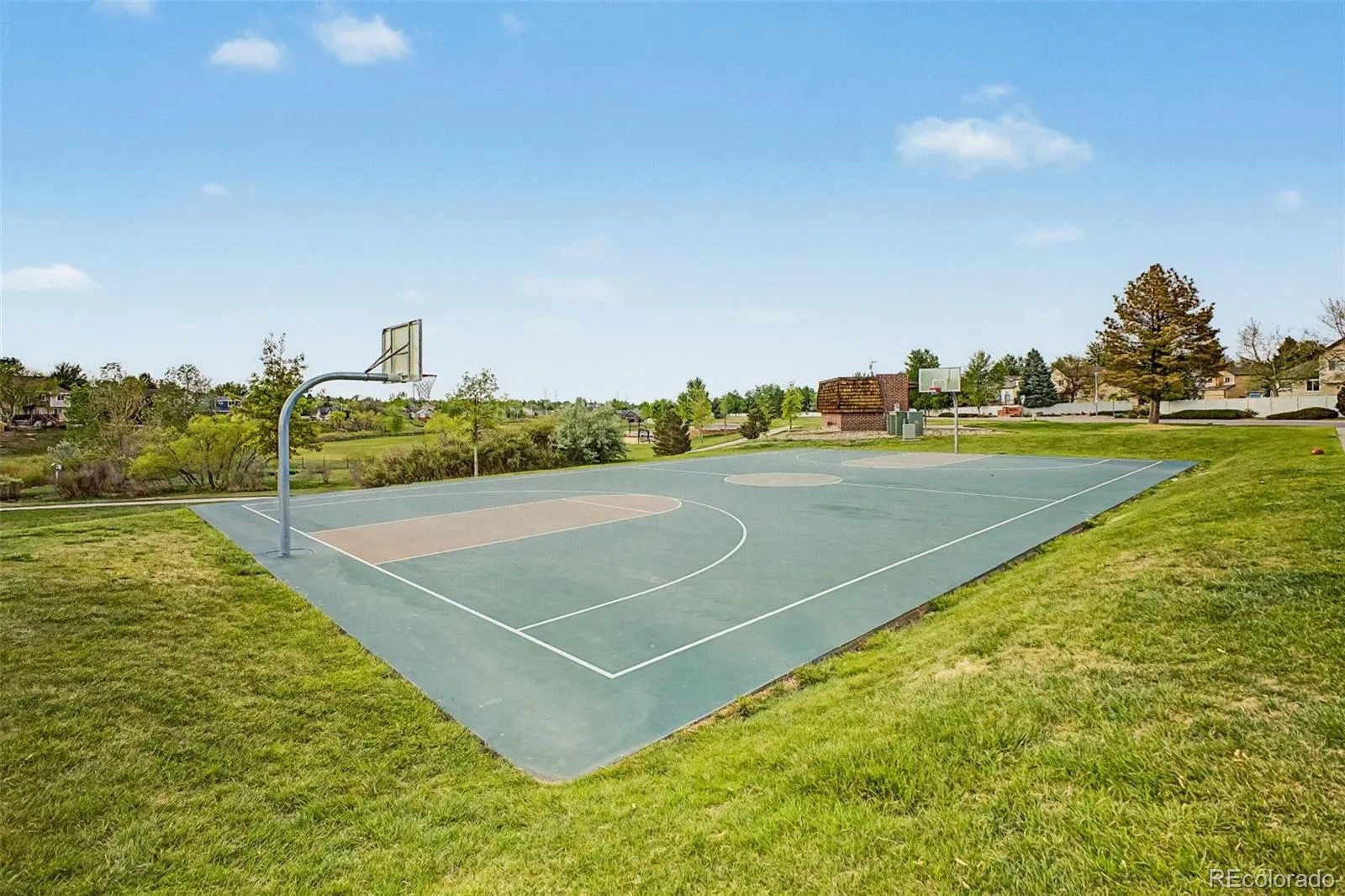 3737 S Lisbon Way Aurora CO 80013 MLS #REC3786255 06092026012248 1600 44