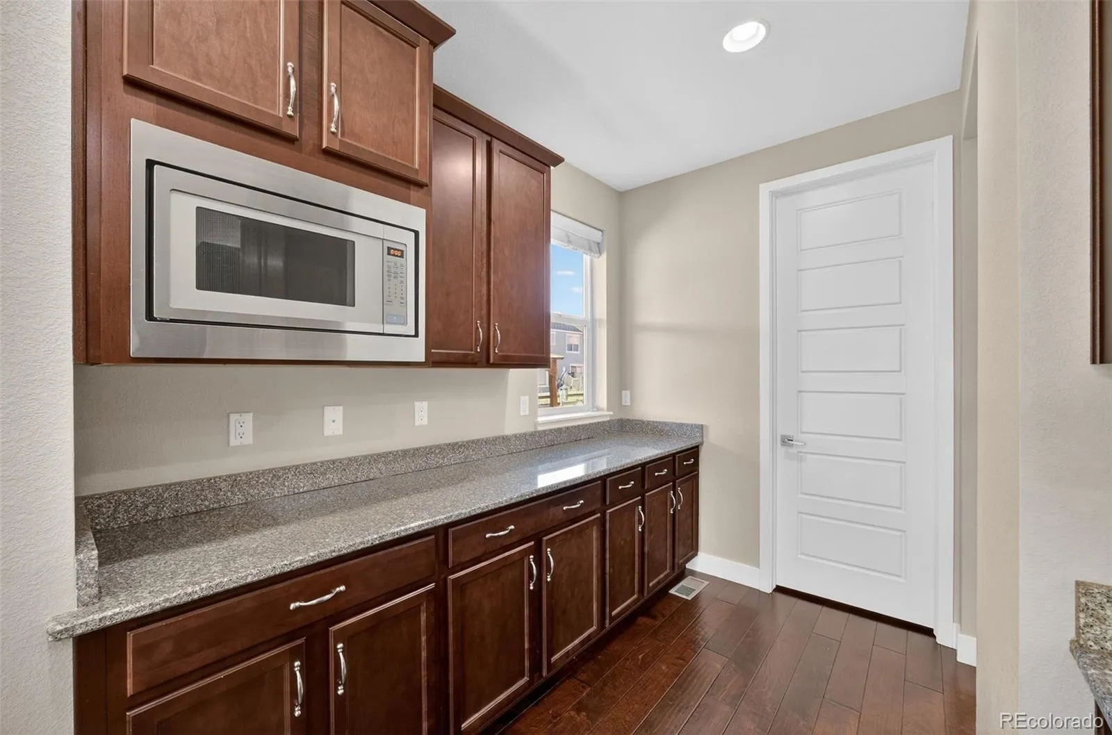 8803 Flattop Street Arvada CO 80007 MLS #REC3786990 05202026222309 1600 16