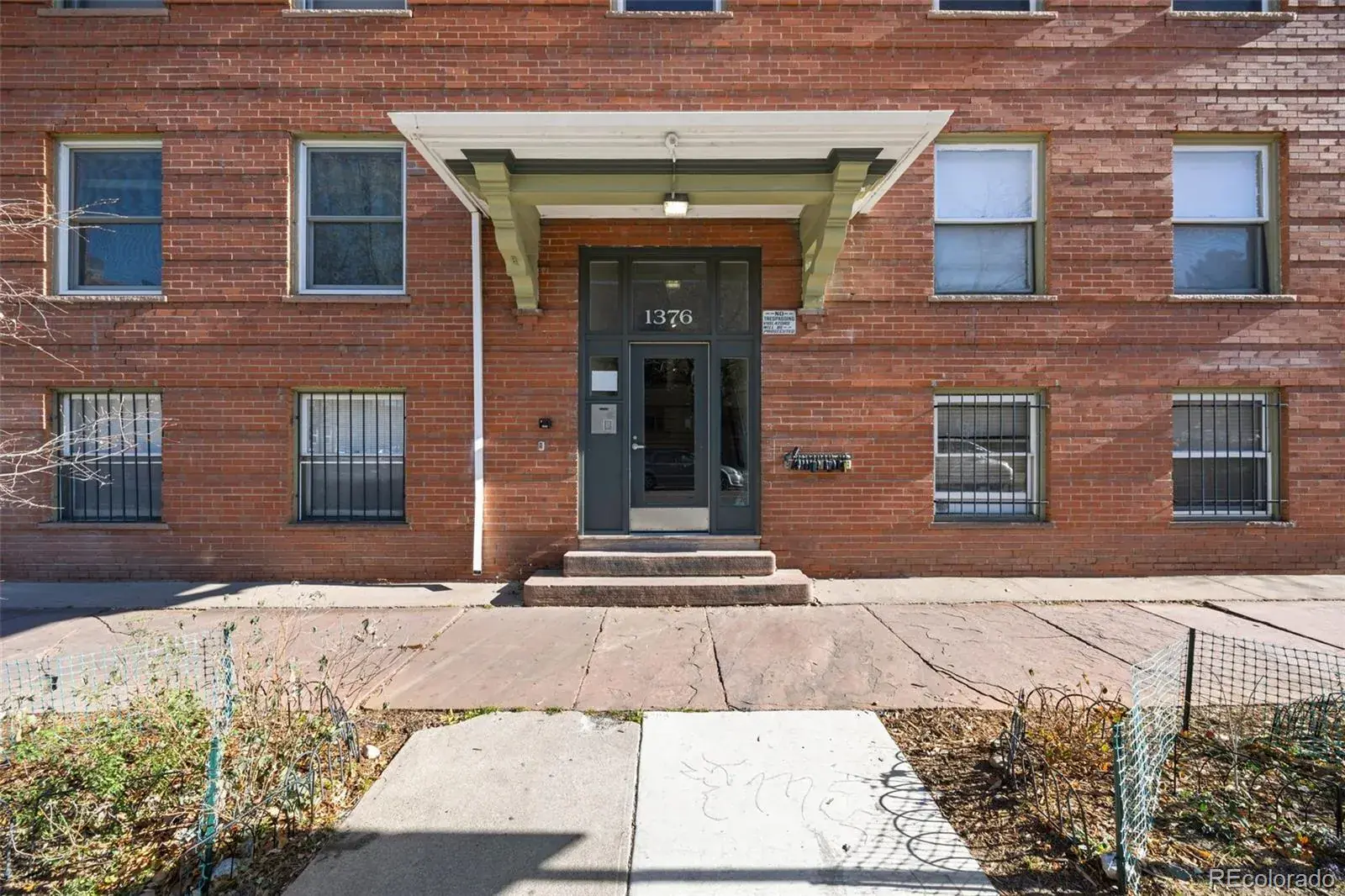 1376 N Pearl Street #211 Denver CO 80203 MLS #REC3787188 12052025003327 1600 3