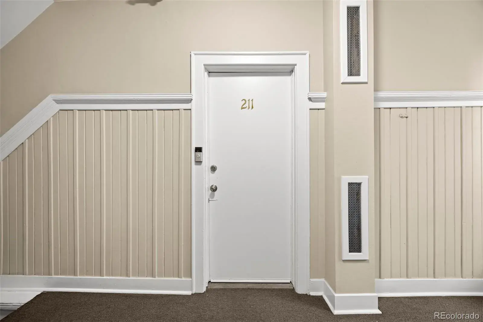1376 N Pearl Street #211 Denver CO 80203 MLS #REC3787188 12052025003327 1600 4