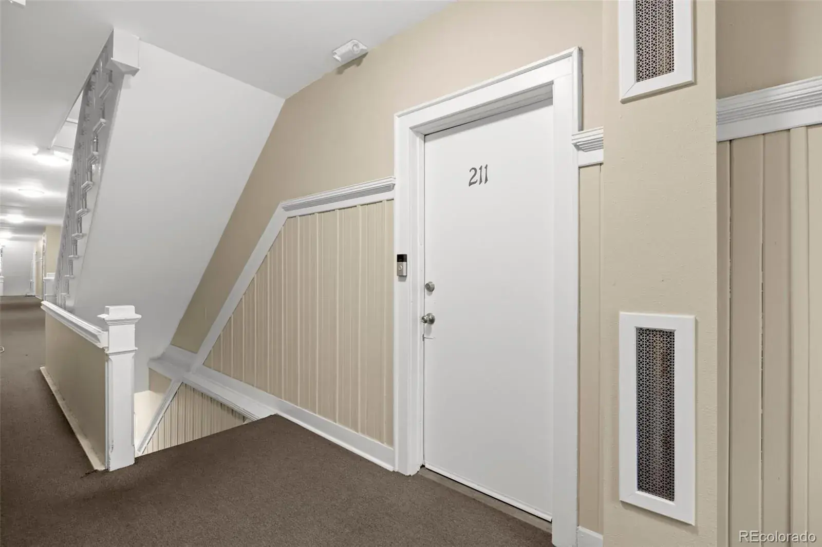 1376 N Pearl Street #211 Denver CO 80203 MLS #REC3787188 12052025003327 1600 5