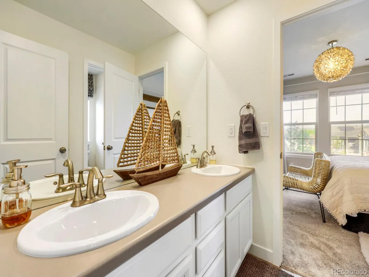 7843 Fraser River Circle Littleton CO 80125 | MLS #REC3787669 07242026221002 1200 16