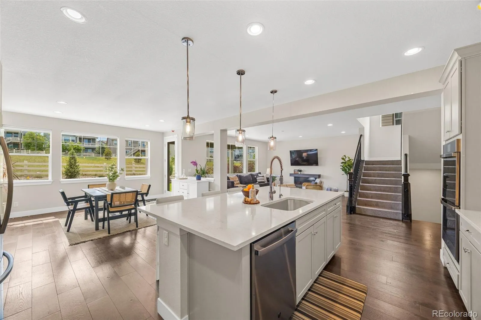 7184 S Shady Grove Court Aurora CO 80016 MLS #REC3789694 05242026191517 1600 13