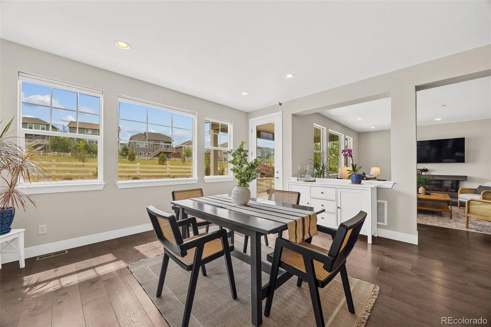 7184 S Shady Grove Court Aurora CO 80016 MLS #REC3789694 05242026191517 1600 16